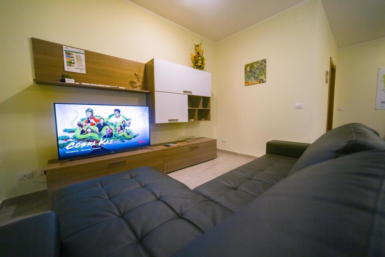 Like At Home ألغيرو المظهر الخارجي الصورة
