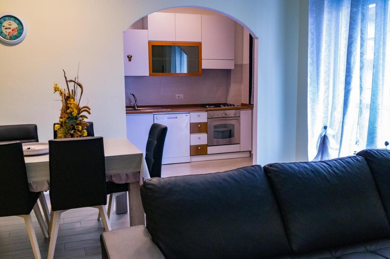 Like At Home ألغيرو المظهر الخارجي الصورة